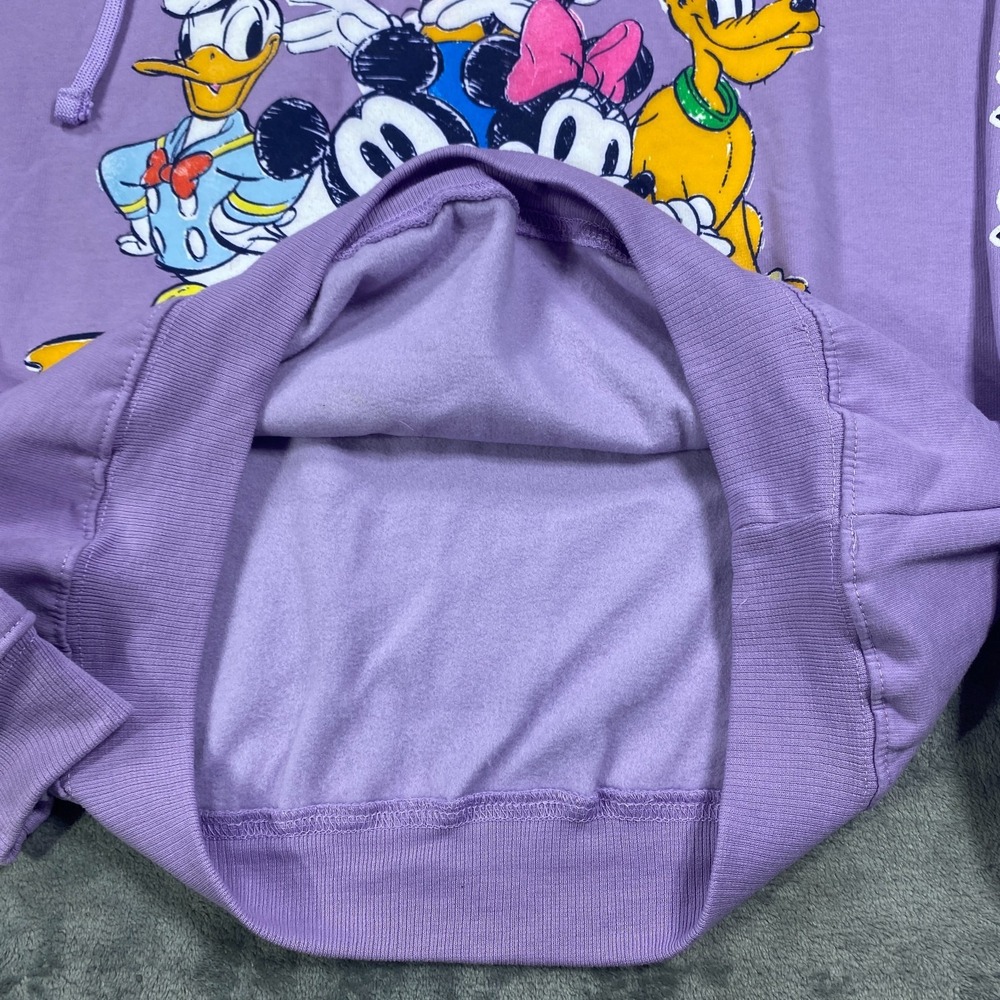 NWT Disney Mickey & Friends Hoodie Women Medium Lilac‎ Purple Long Sleeve Fleece - Picture 4 of 9